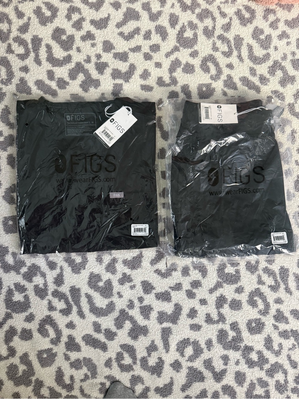 FIGS Womens Scrub Set NWT Size M
